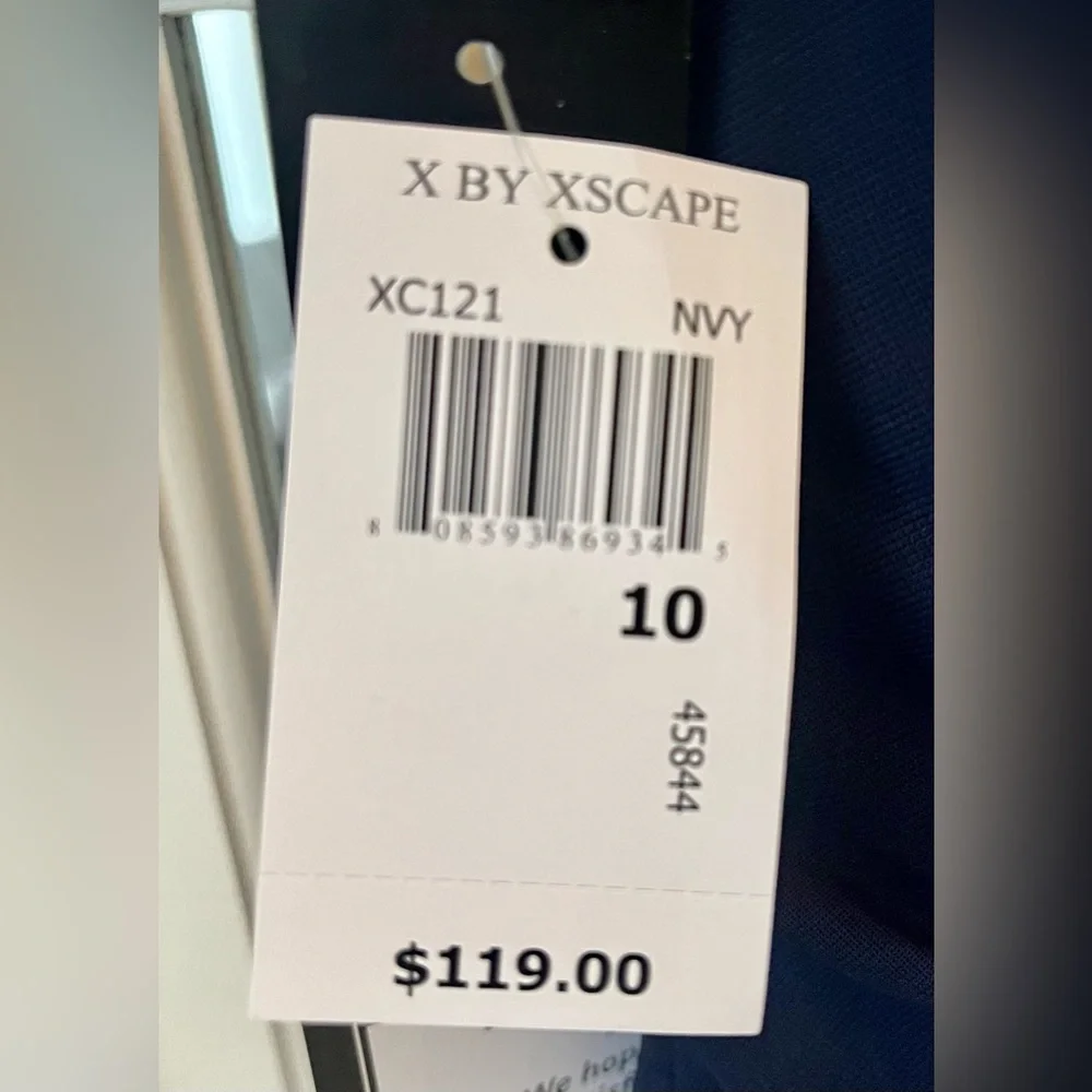 Gorgeous chiffon Navy blue formal gown - Picture 6 of 11